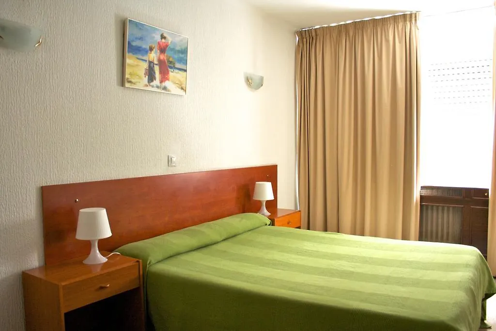 Siracusa Andorre-la-Vieille 2*,
